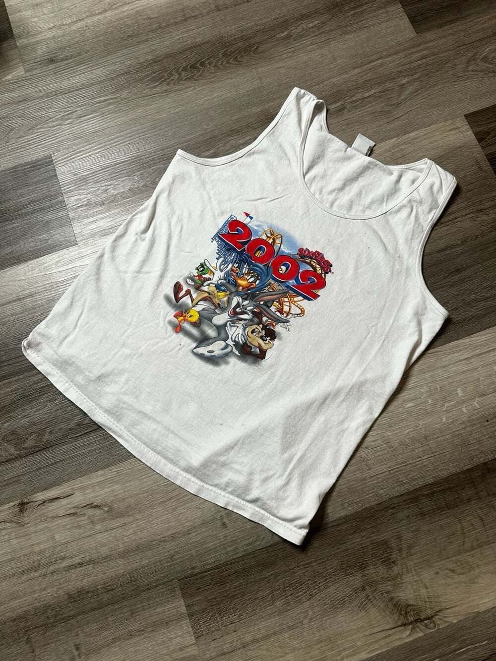 Vintage 2002 Six Flags Looney Tunes Roller Coaster White Tank Top Large
